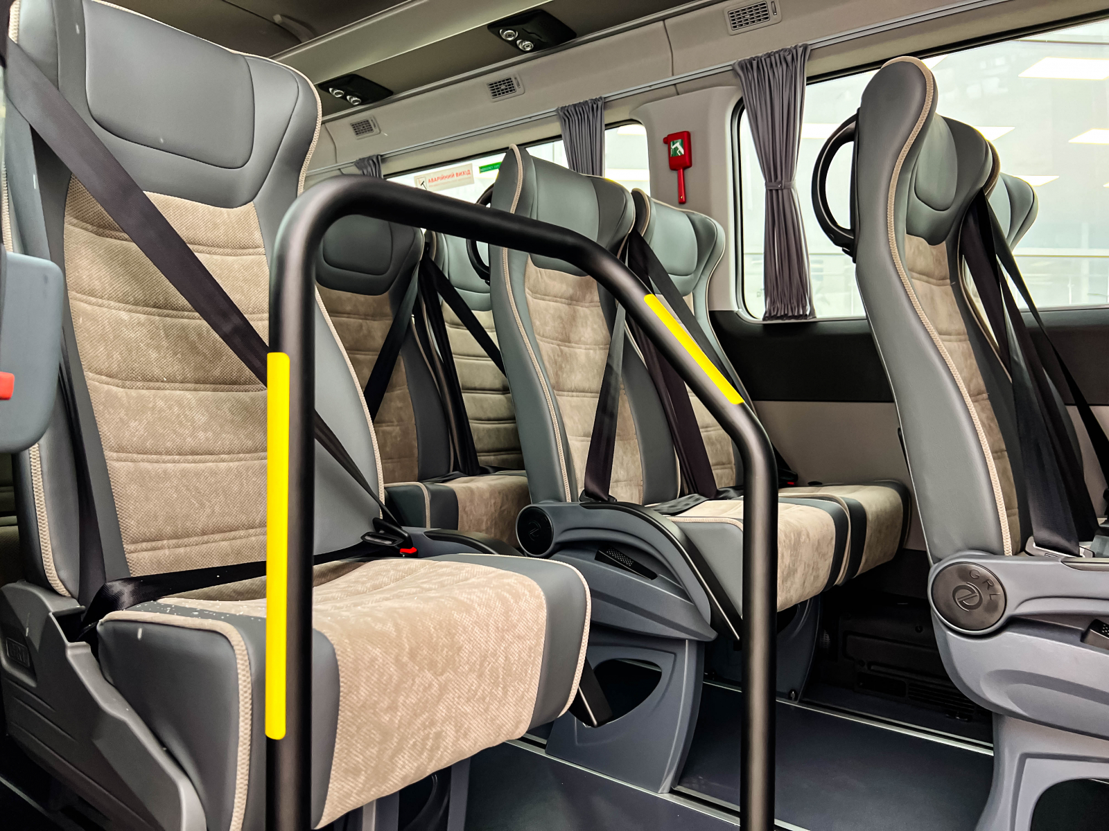 Hyundai H350 – мікроавтобус для комфортабельних пасажирських перевезень в наявності у автосалоні! | Автопалац Тернопіль - фото 16