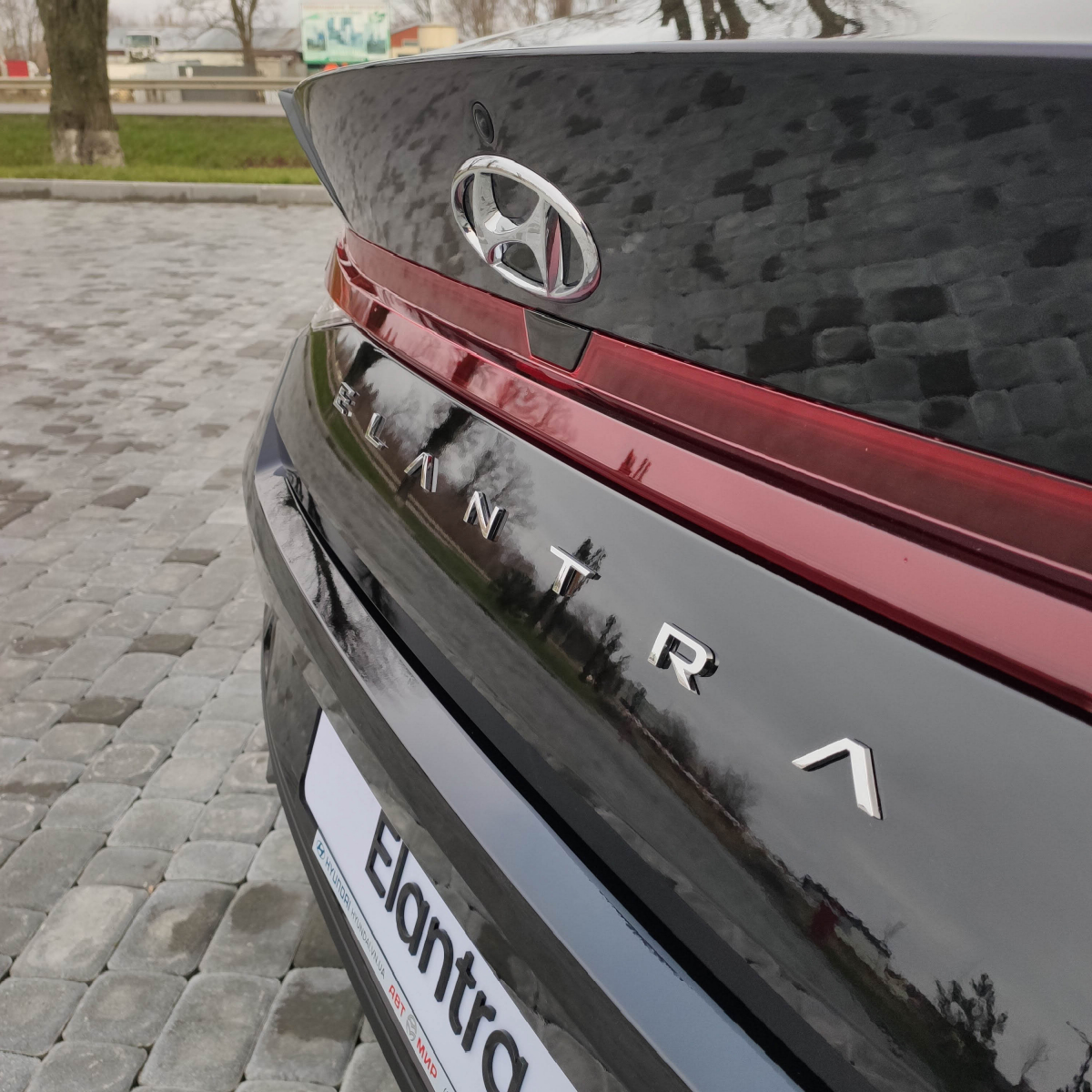 Поставте під сумніви старі правила разом з Hyundai New Elantra! | Хюндай Мотор Україна - фото 14